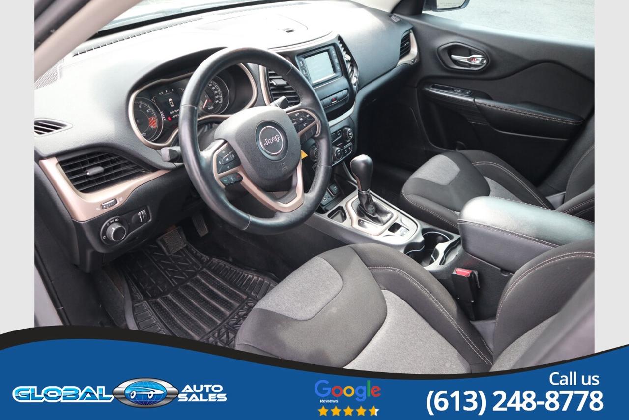 2014 Jeep Cherokee Sport Photo