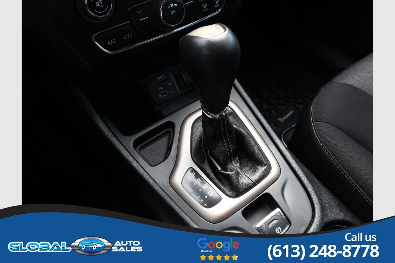 2014 Jeep Cherokee Sport Photo