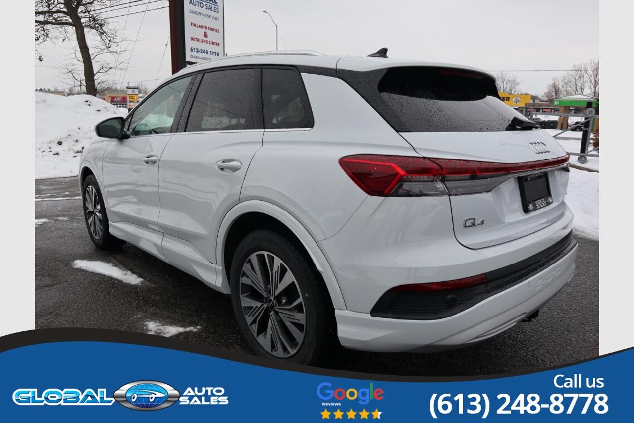 2025 Audi Q4 Etron 55 " Very low Km." Photo