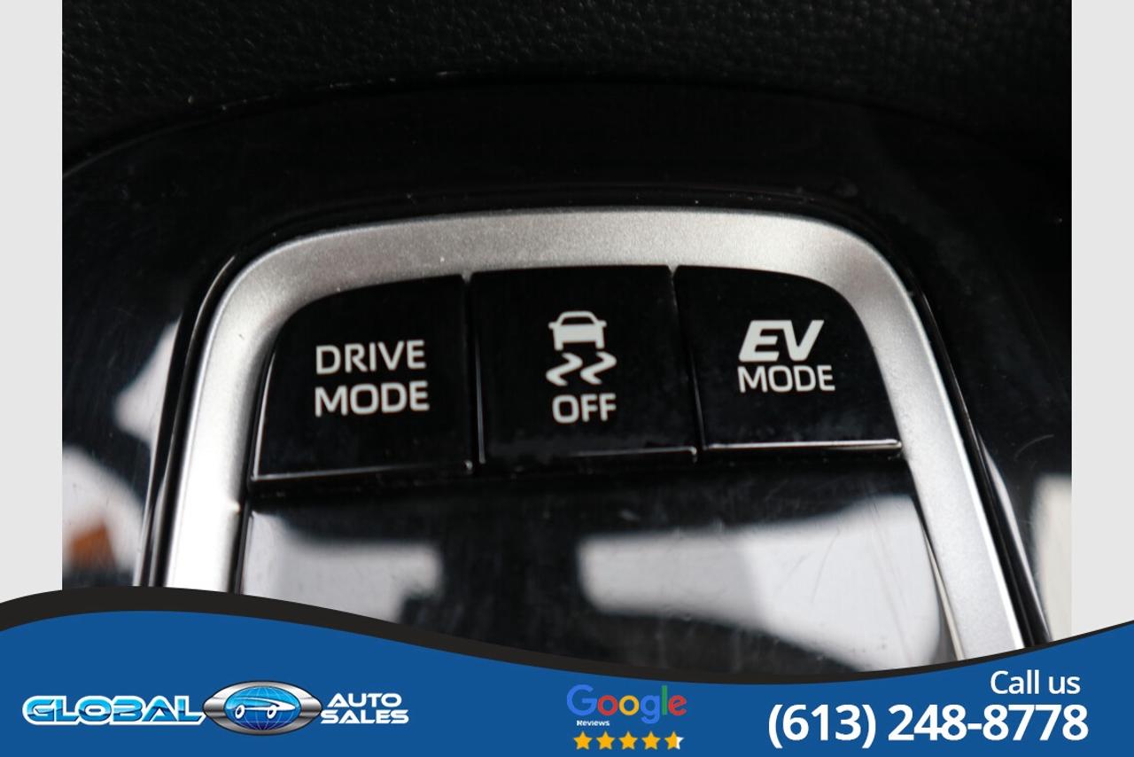 2022 Toyota Corolla LE  HYBRID Photo