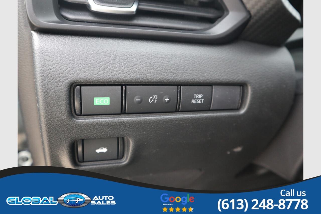 2023 Nissan Sentra S " VERY LOW KM " Photo