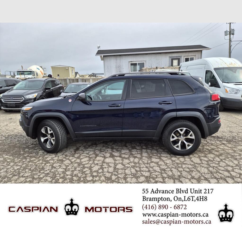 2016 Jeep Cherokee Trailhawk Photo