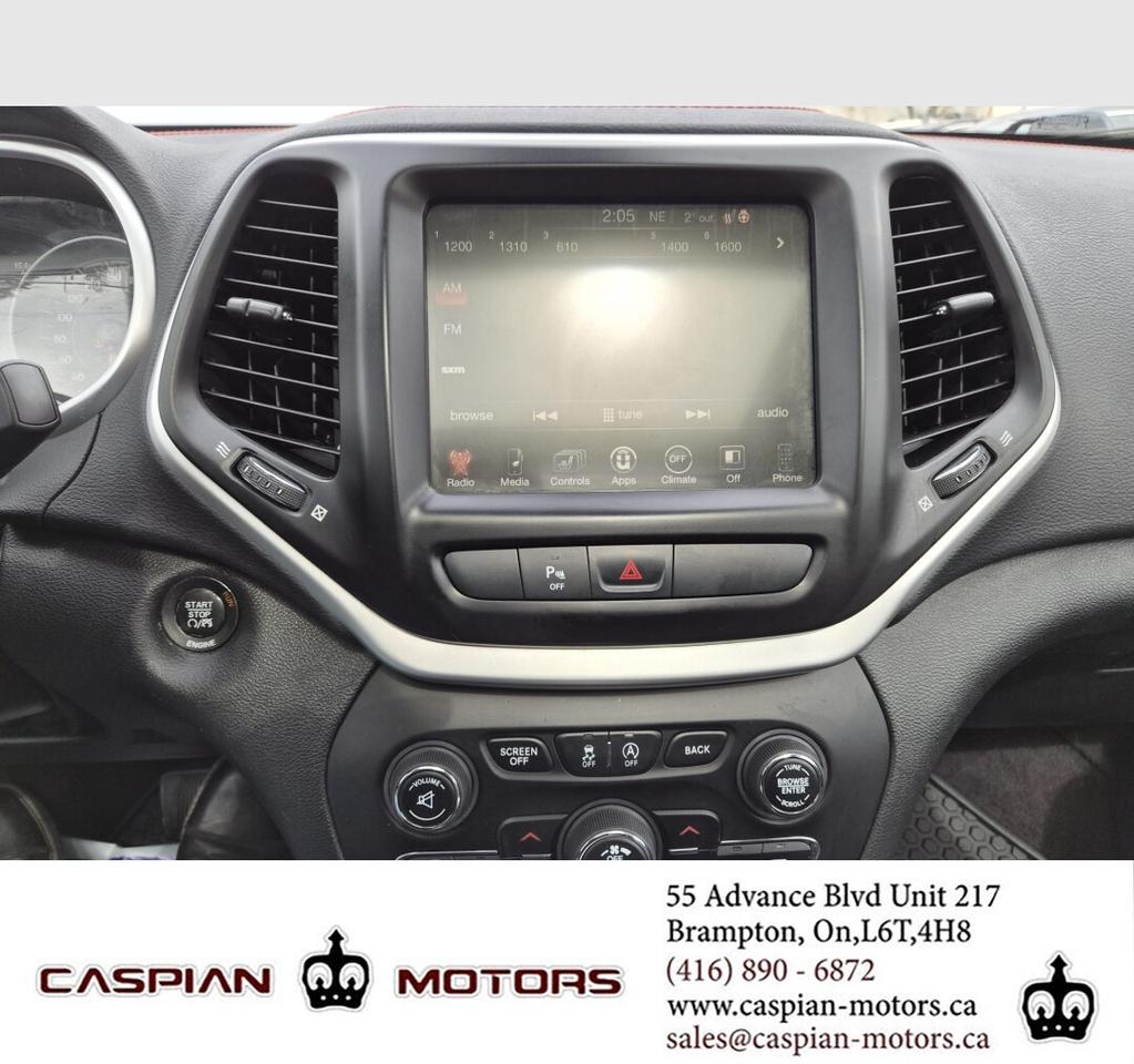 2016 Jeep Cherokee Trailhawk Photo