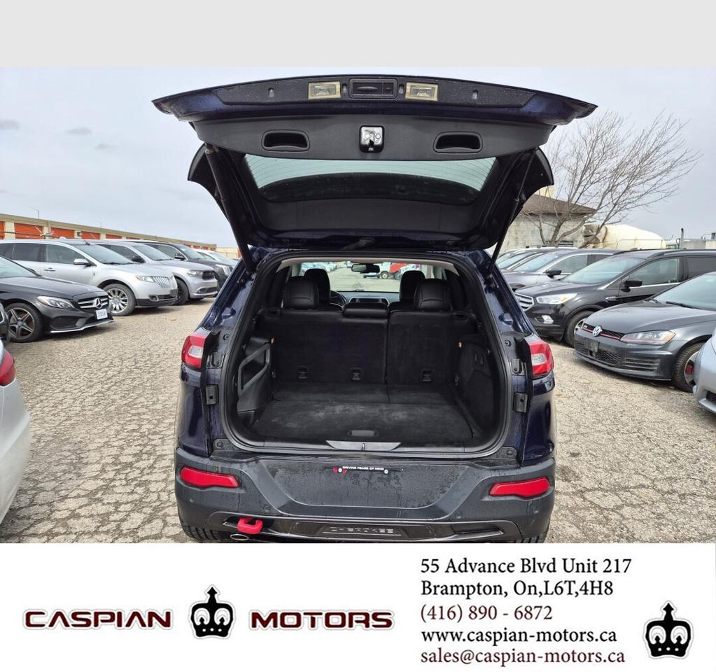 2016 Jeep Cherokee Trailhawk Photo