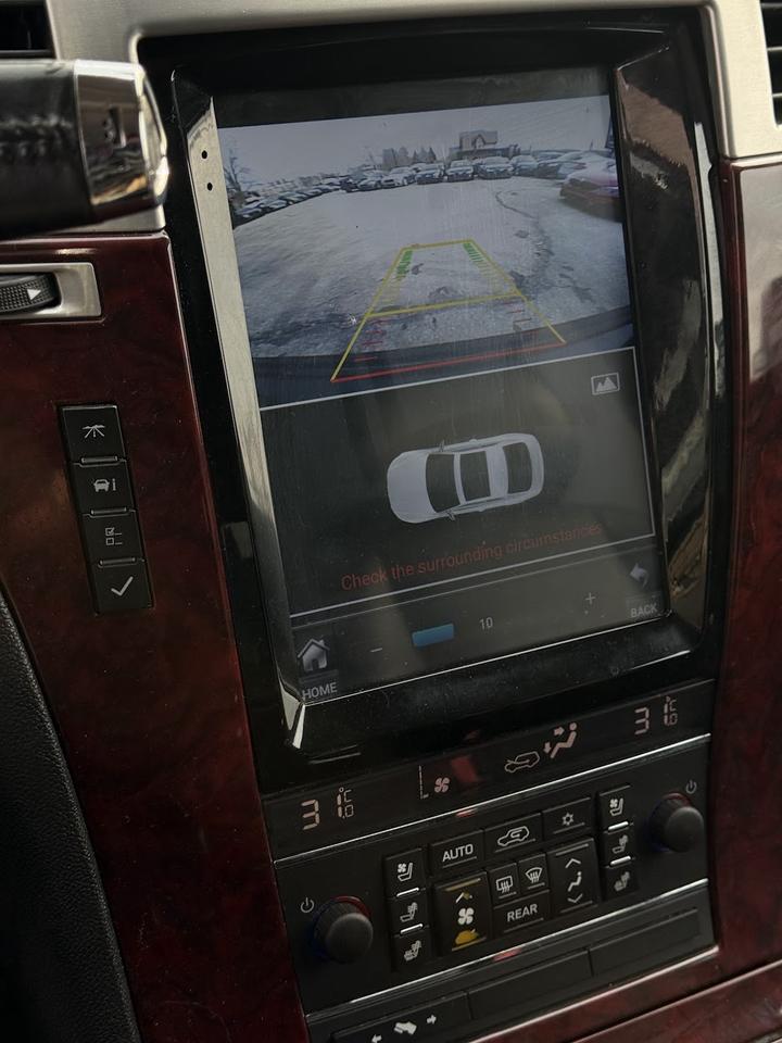 2010 Cadillac Escalade  Photo
