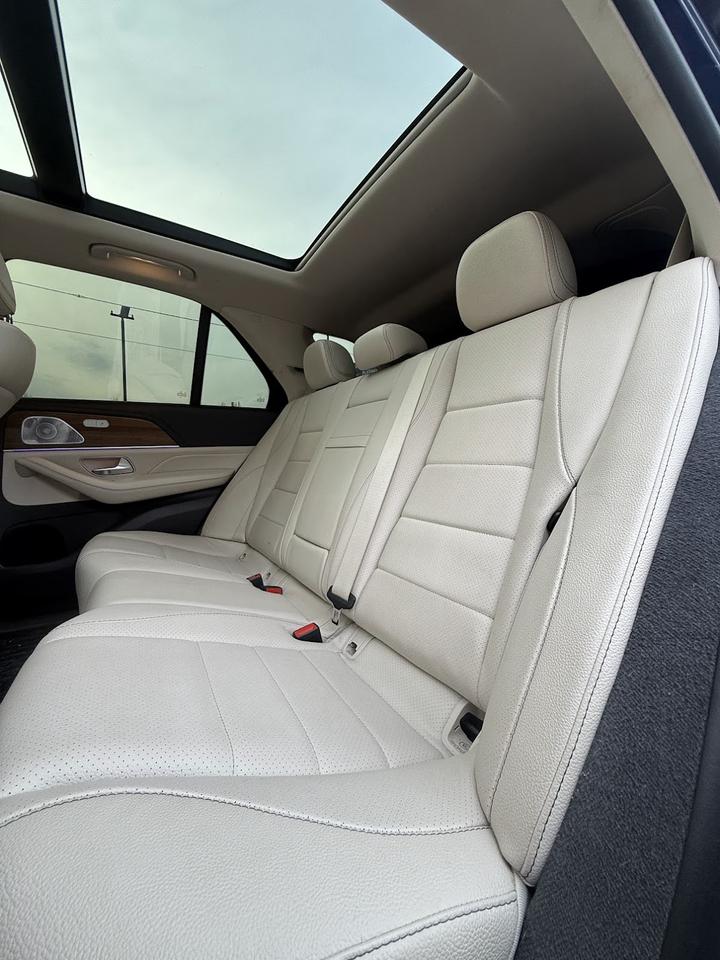 2020 Mercedes-Benz GLE-Class GLE 450 Photo