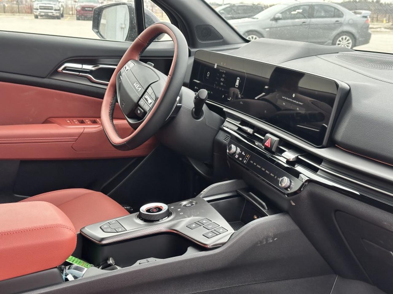 2026 Kia Sportage Hybrid SX AWD w/Black Interior Photo