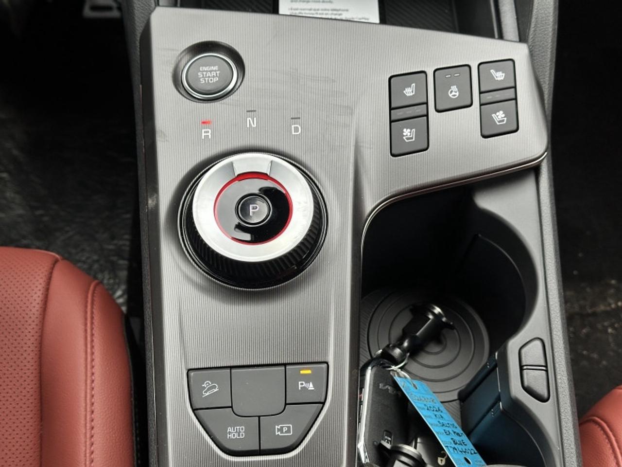 2026 Kia Sportage Hybrid SX AWD w/Black Interior Photo