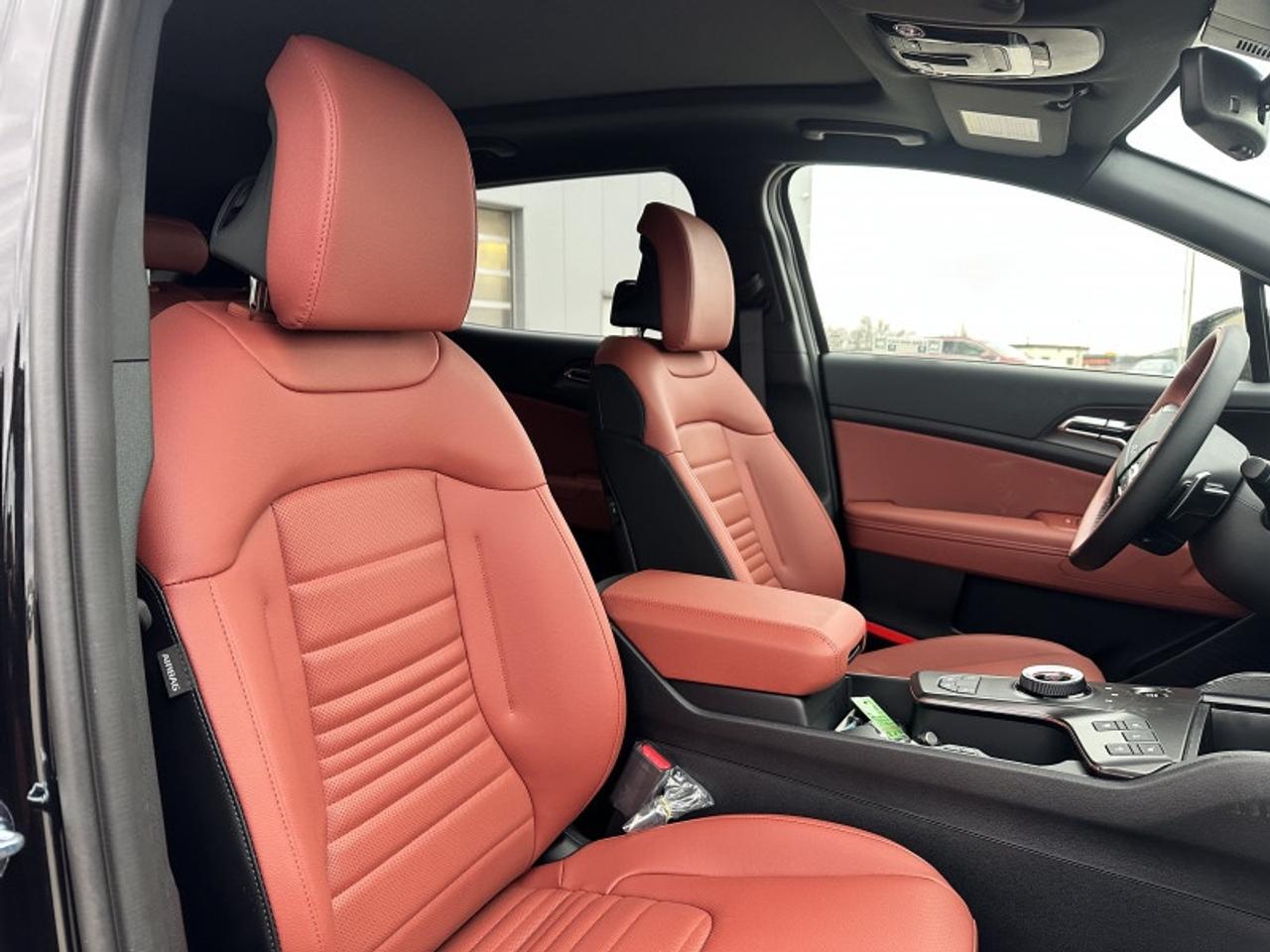 2026 Kia Sportage Hybrid SX AWD w/Black Interior Photo