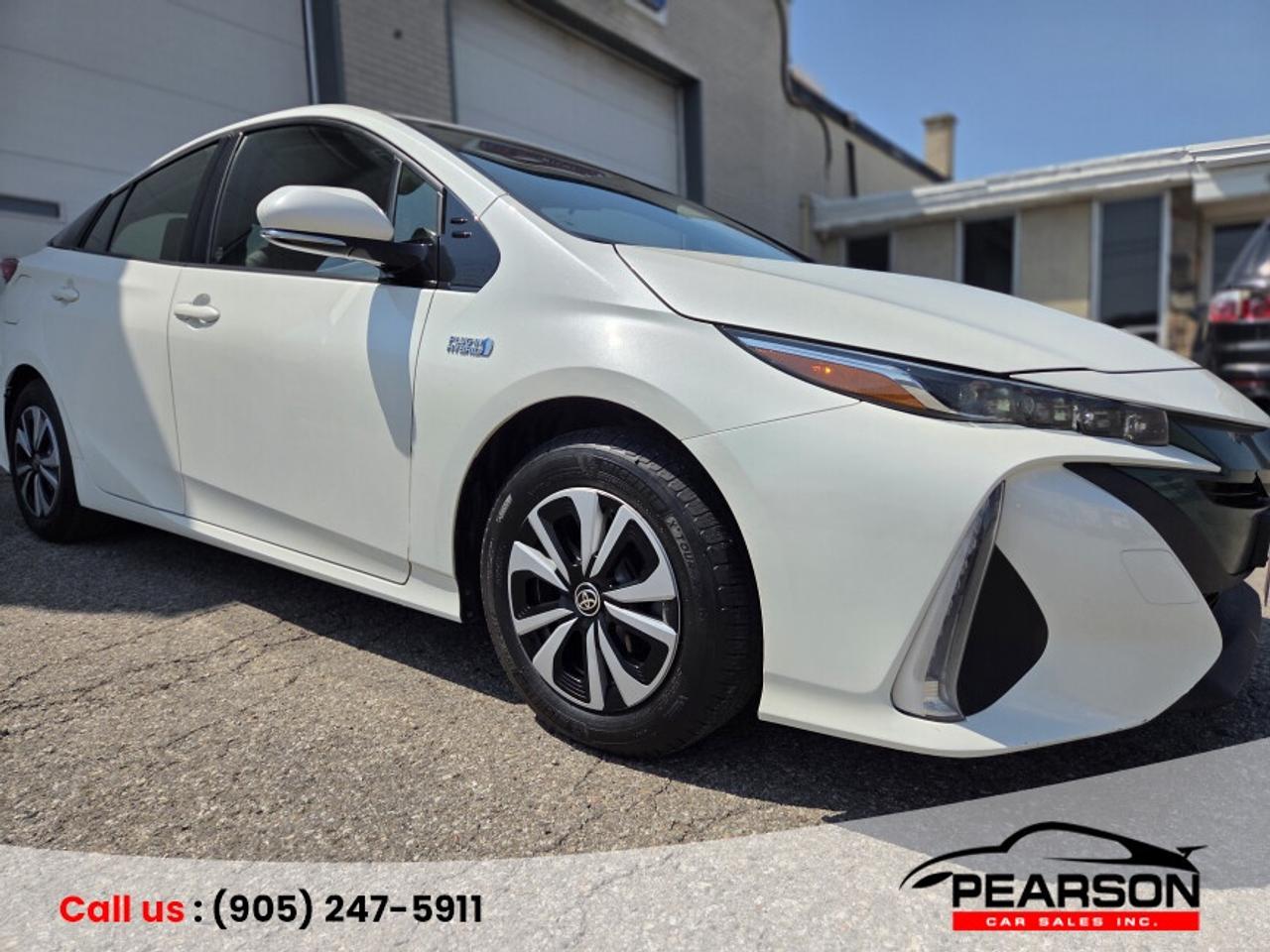 2017 Toyota Prius Prime Premium Photo