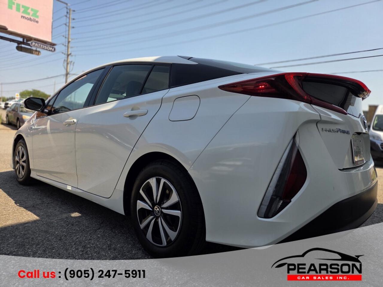 2017 Toyota Prius Prime Premium Photo