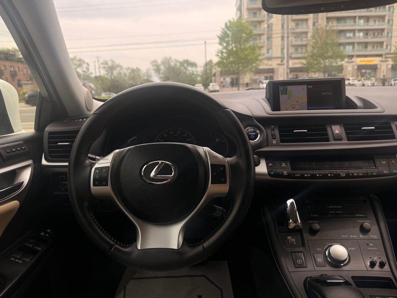 2013 Lexus CT 200h e Photo