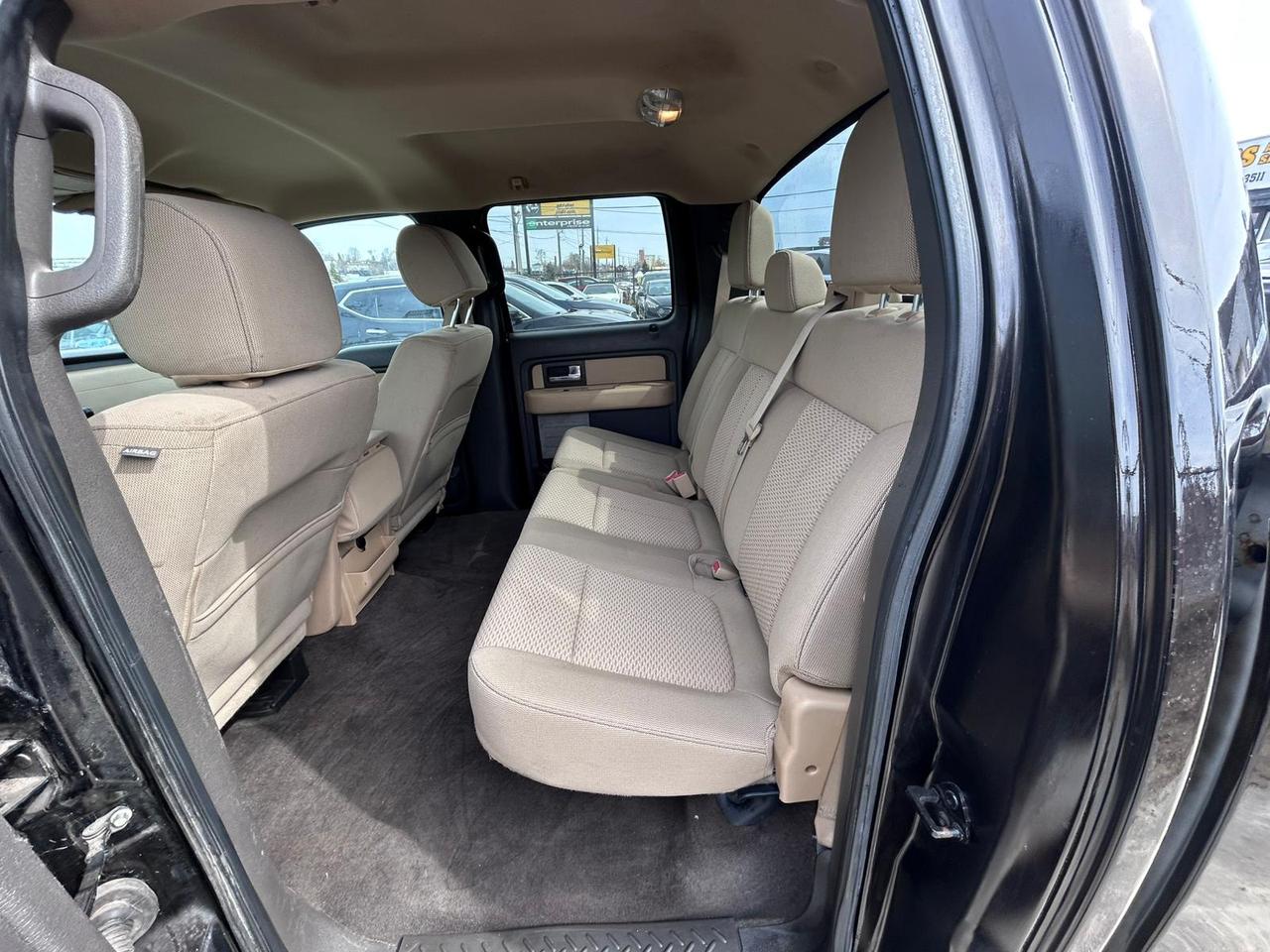 2013 Ford F-150 XLT Photo2