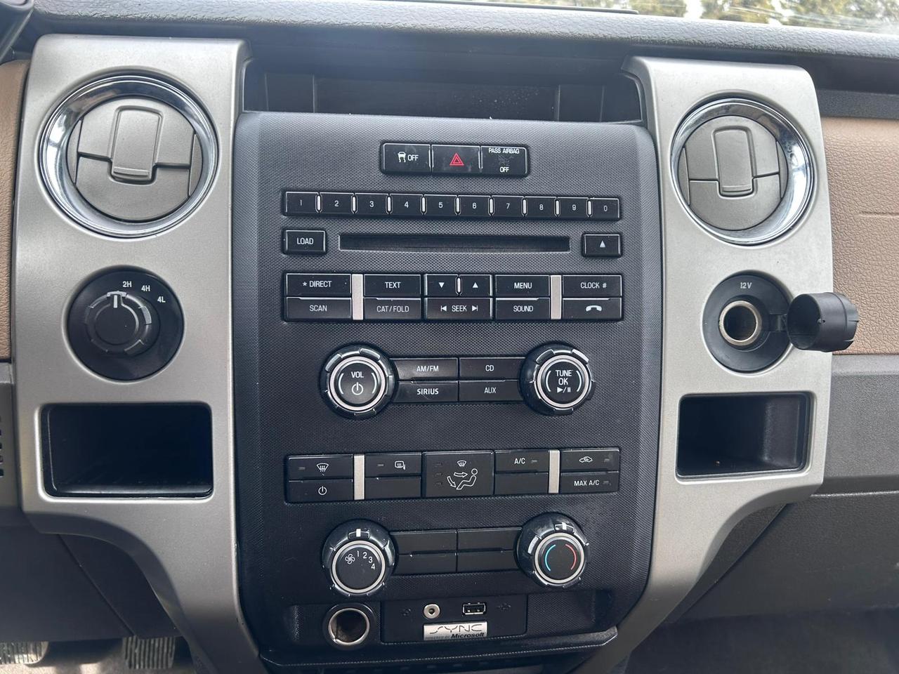 2013 Ford F-150 XLT Photo