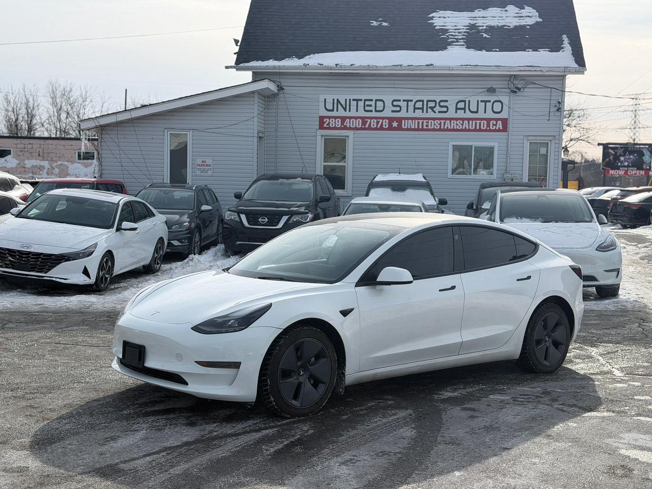 2022 Tesla Model 3 STANDARD RANGE PLUS Photo0