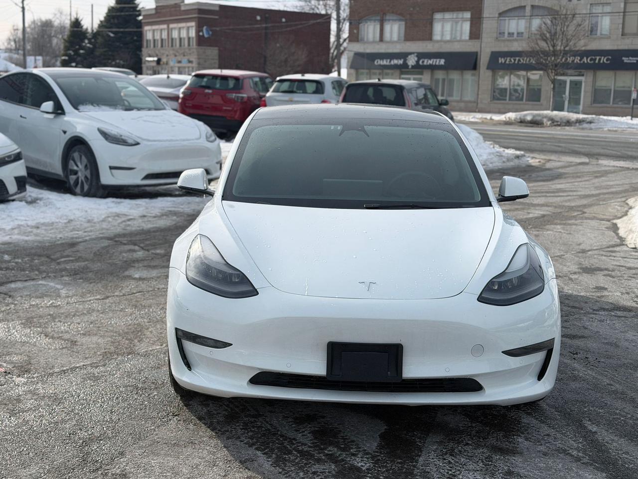 2022 Tesla Model 3 STANDARD RANGE PLUS Photo3