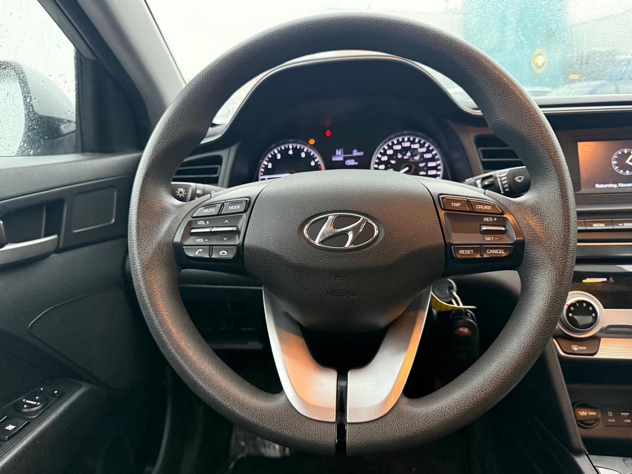 2020 Hyundai Elantra Essential Photo