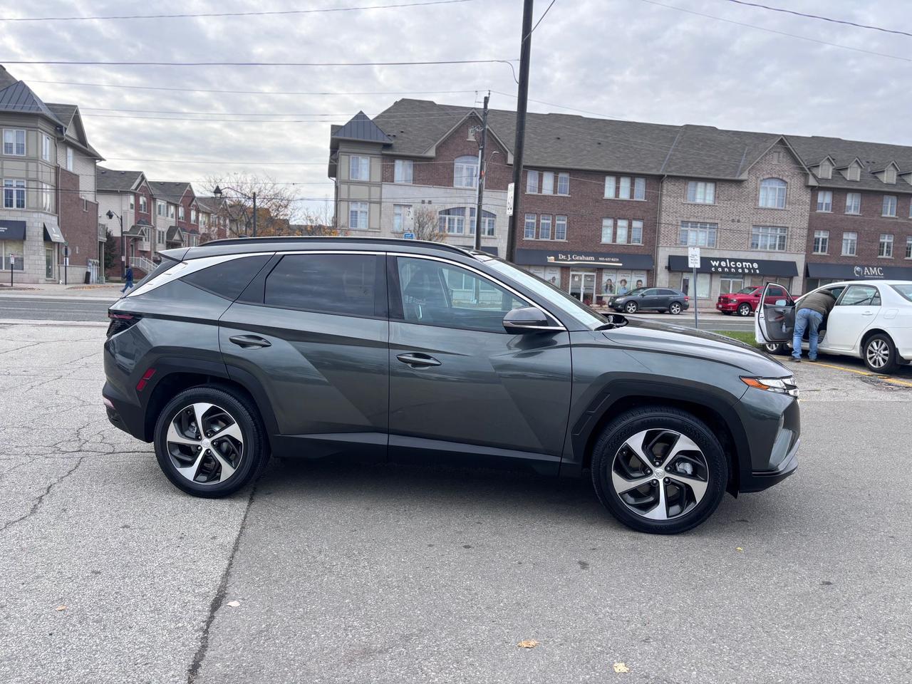 2022 Hyundai Tucson Hybrid Luxury Photo