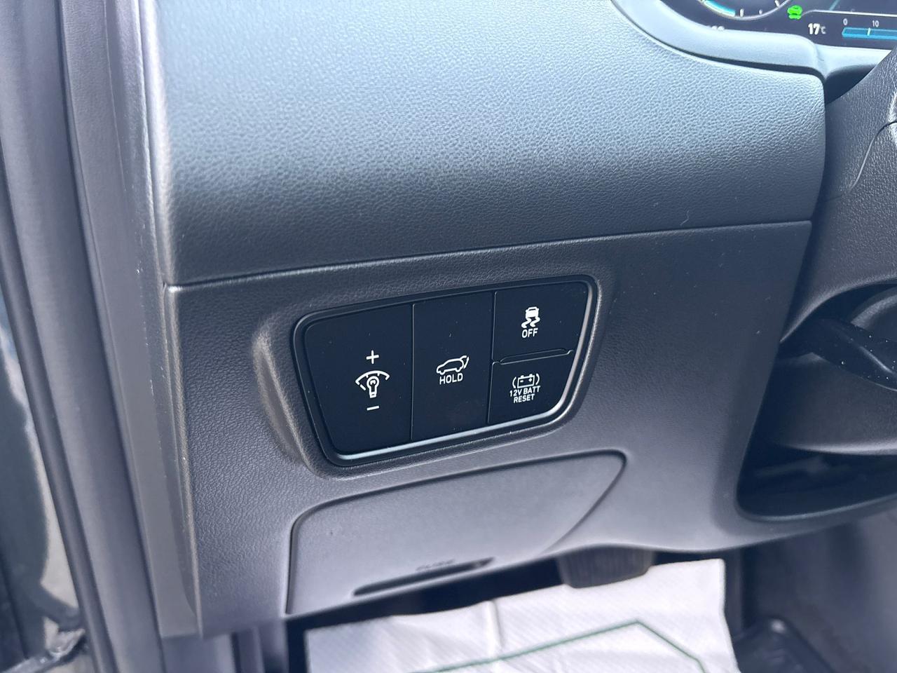 2022 Hyundai Tucson Hybrid Luxury Photo