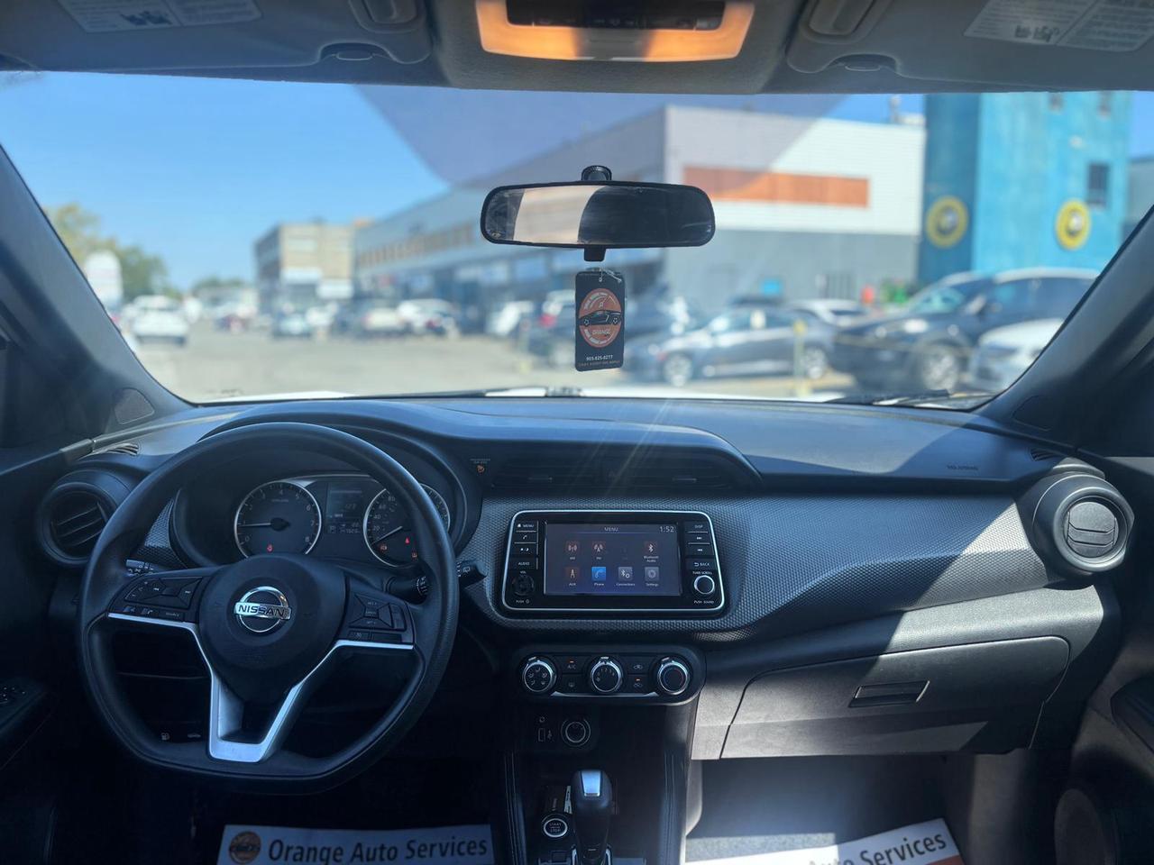 2019 Nissan Kicks SV Photo