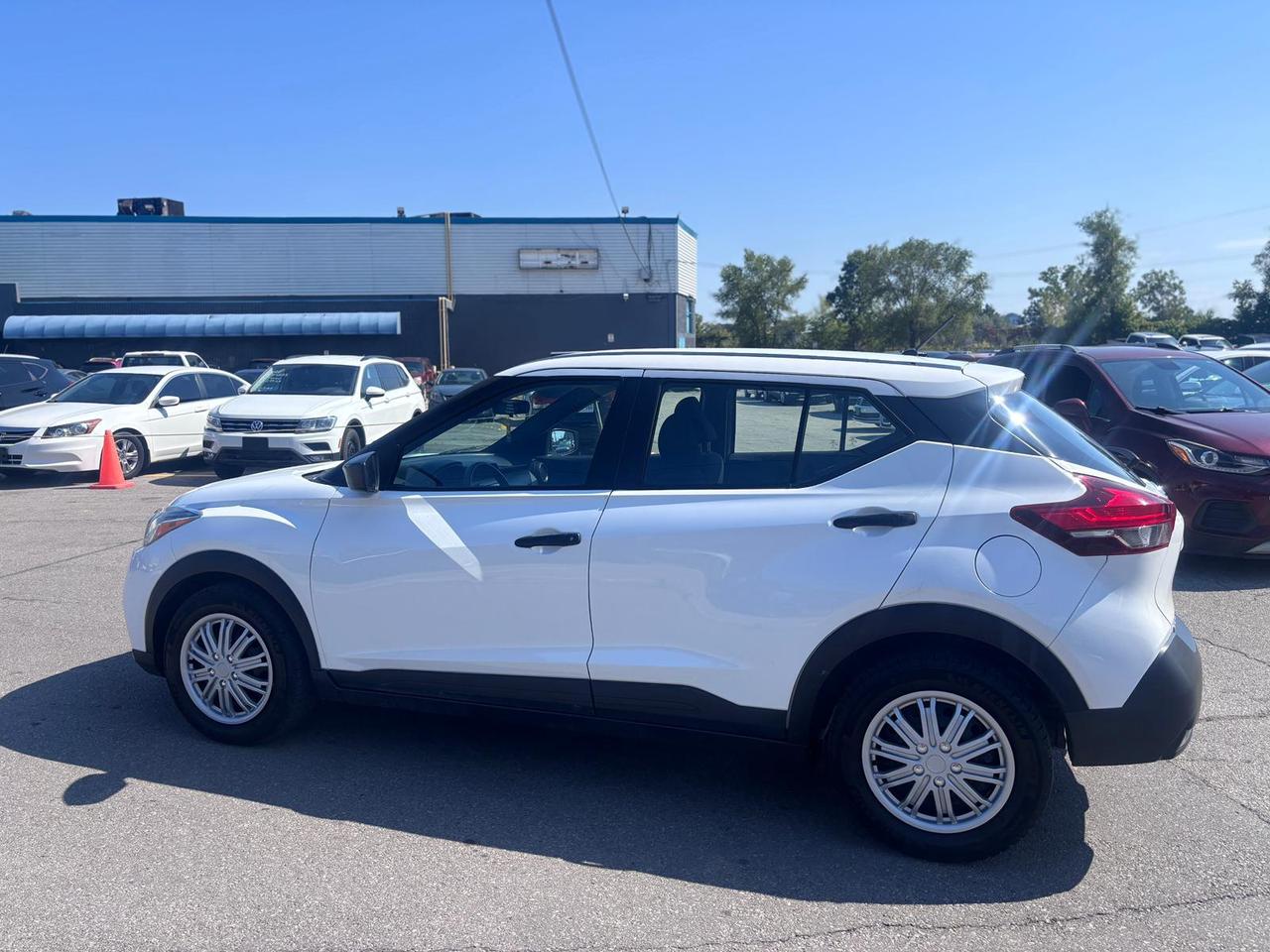 2019 Nissan Kicks SV Photo