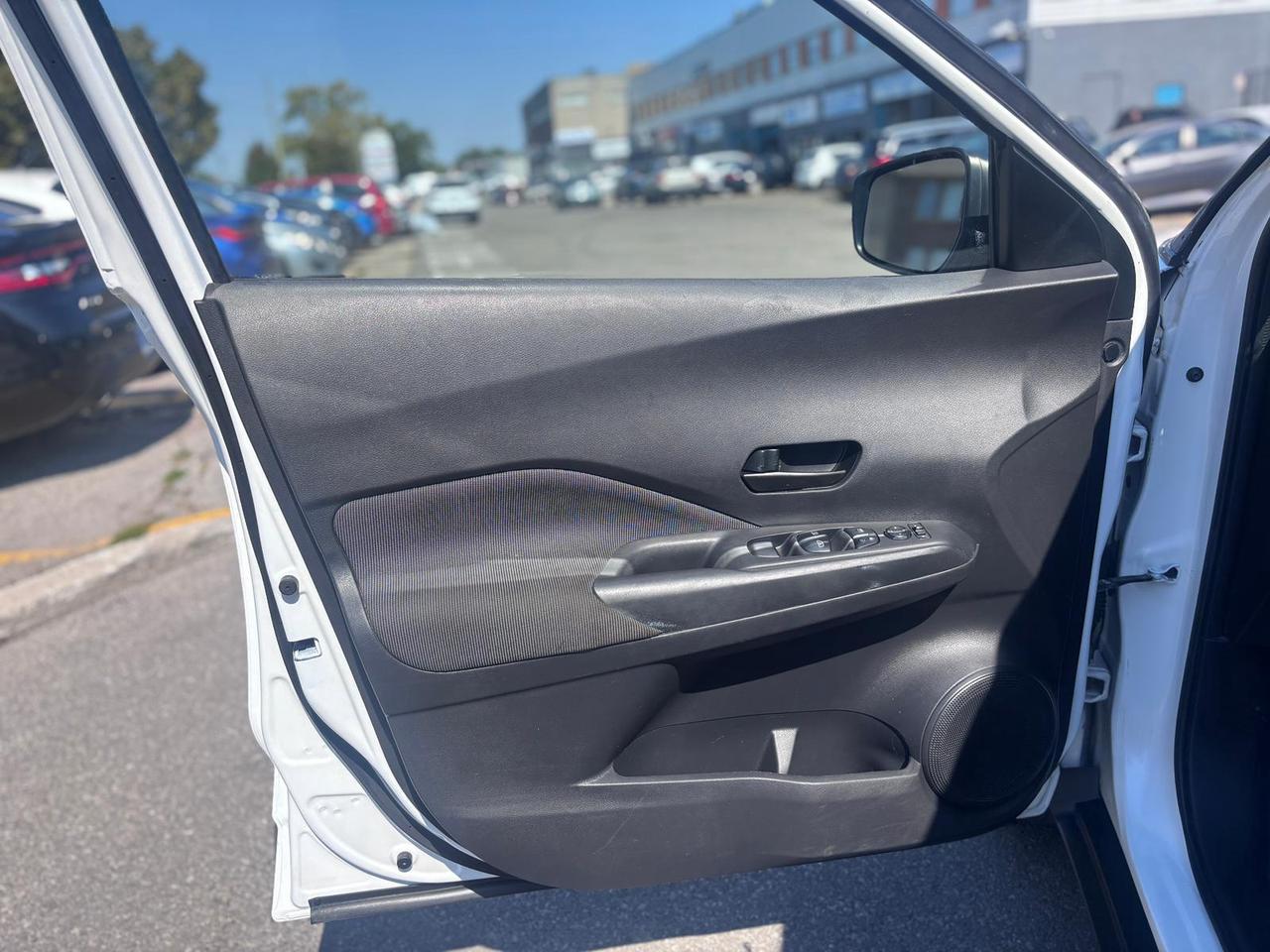 2019 Nissan Kicks SV Photo