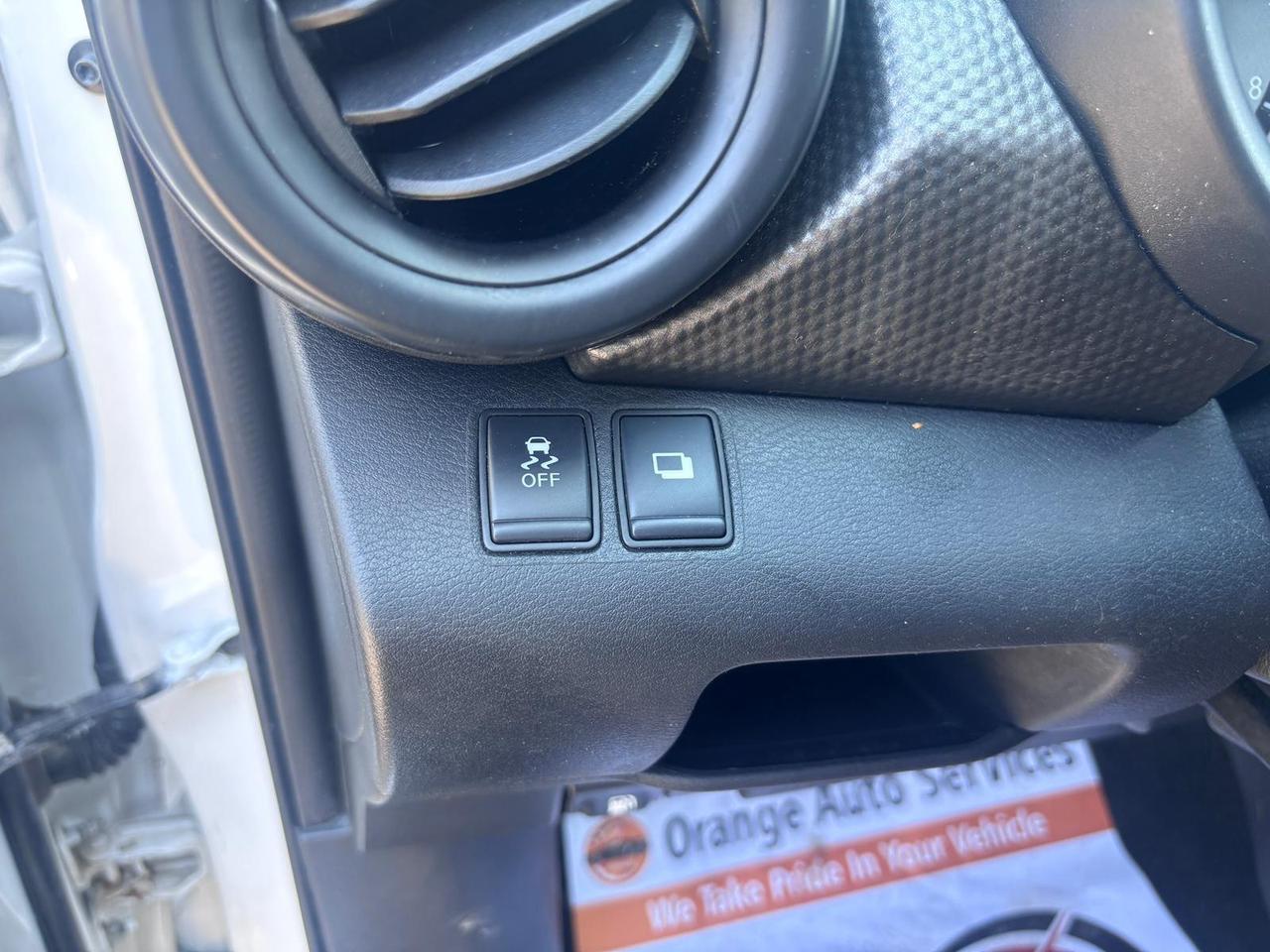 2019 Nissan Kicks SV Photo