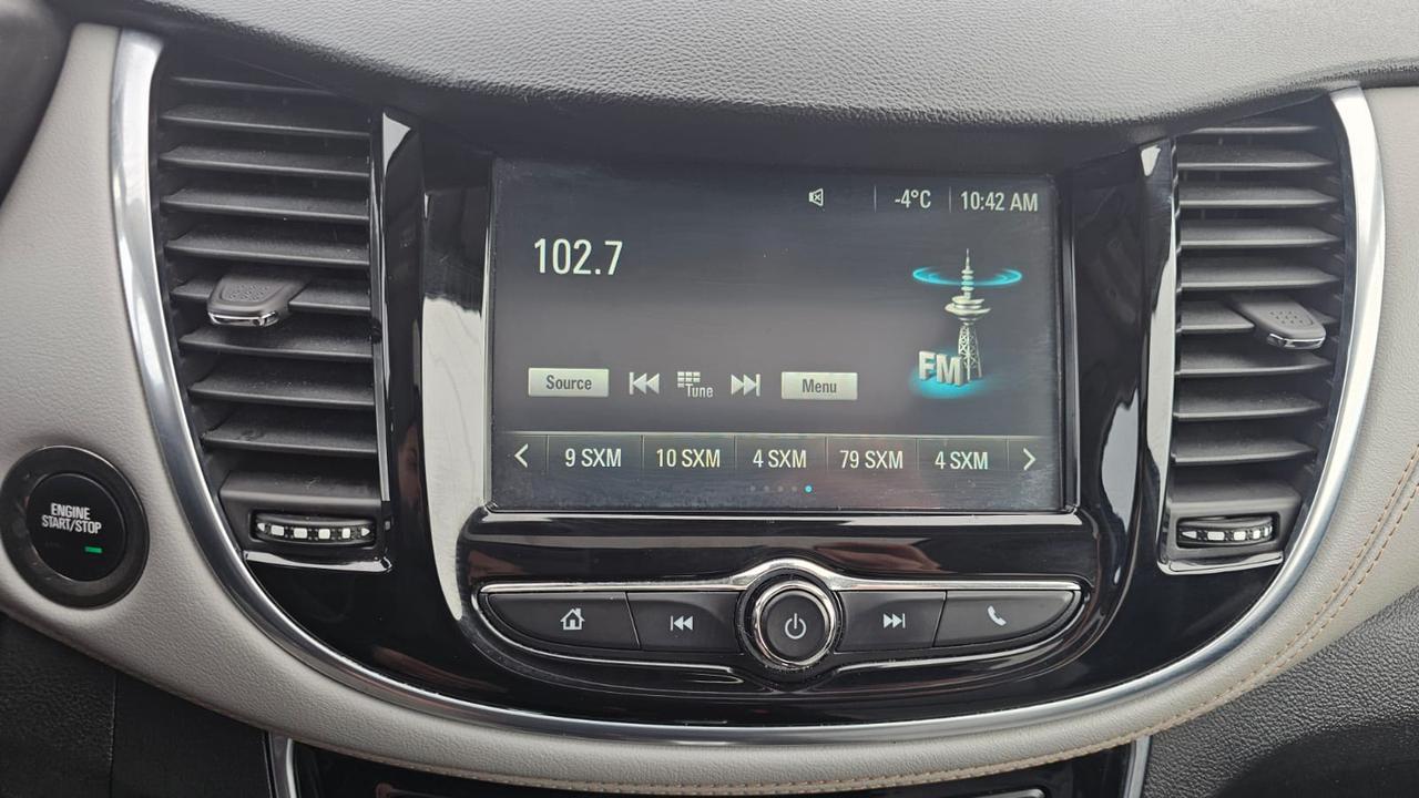2017 Chevrolet Trax Premier Photo