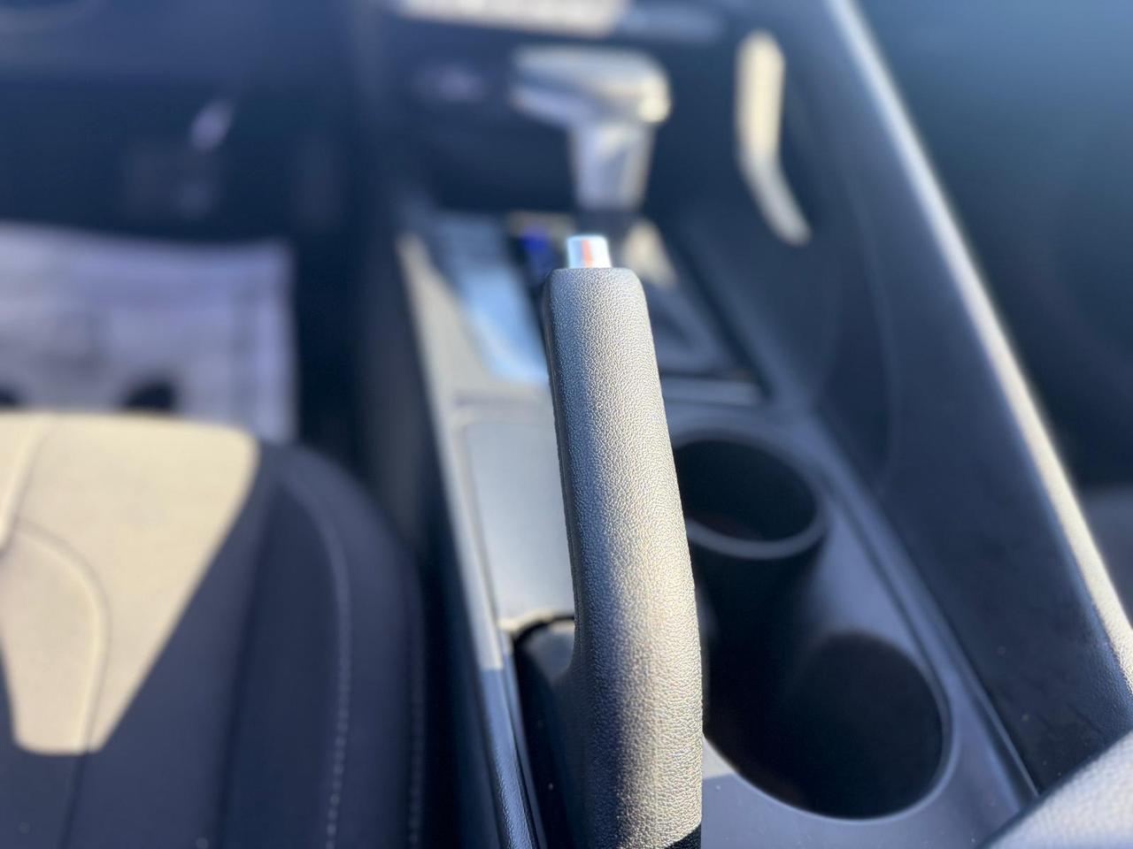 2024 Hyundai Elantra SEL Photo