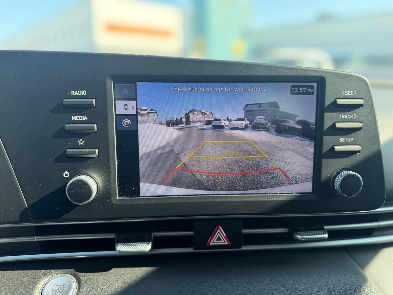 2024 Hyundai Elantra SEL Photo