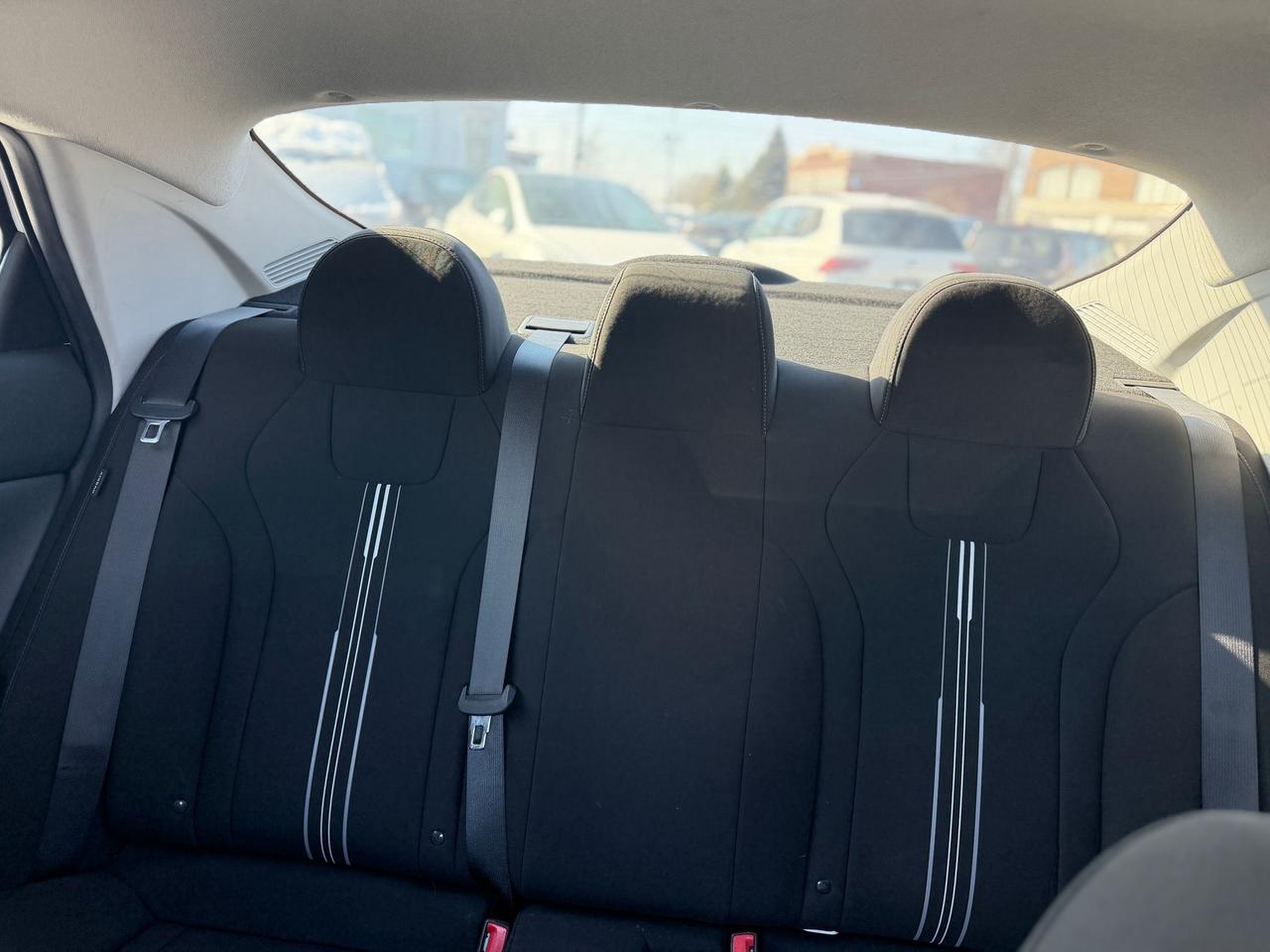 2024 Hyundai Elantra SEL Photo