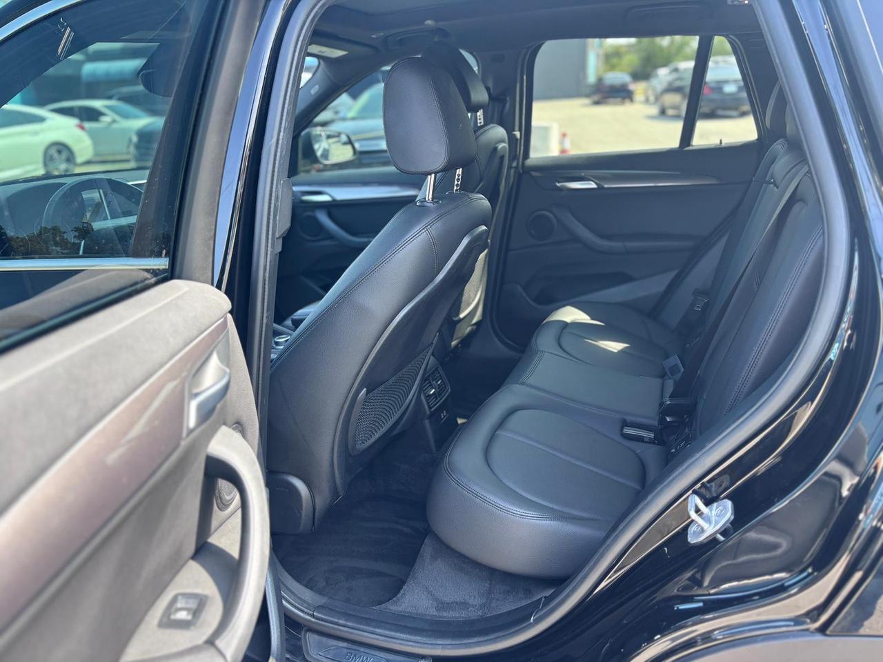 2021 BMW X1 xDrive28i Photo