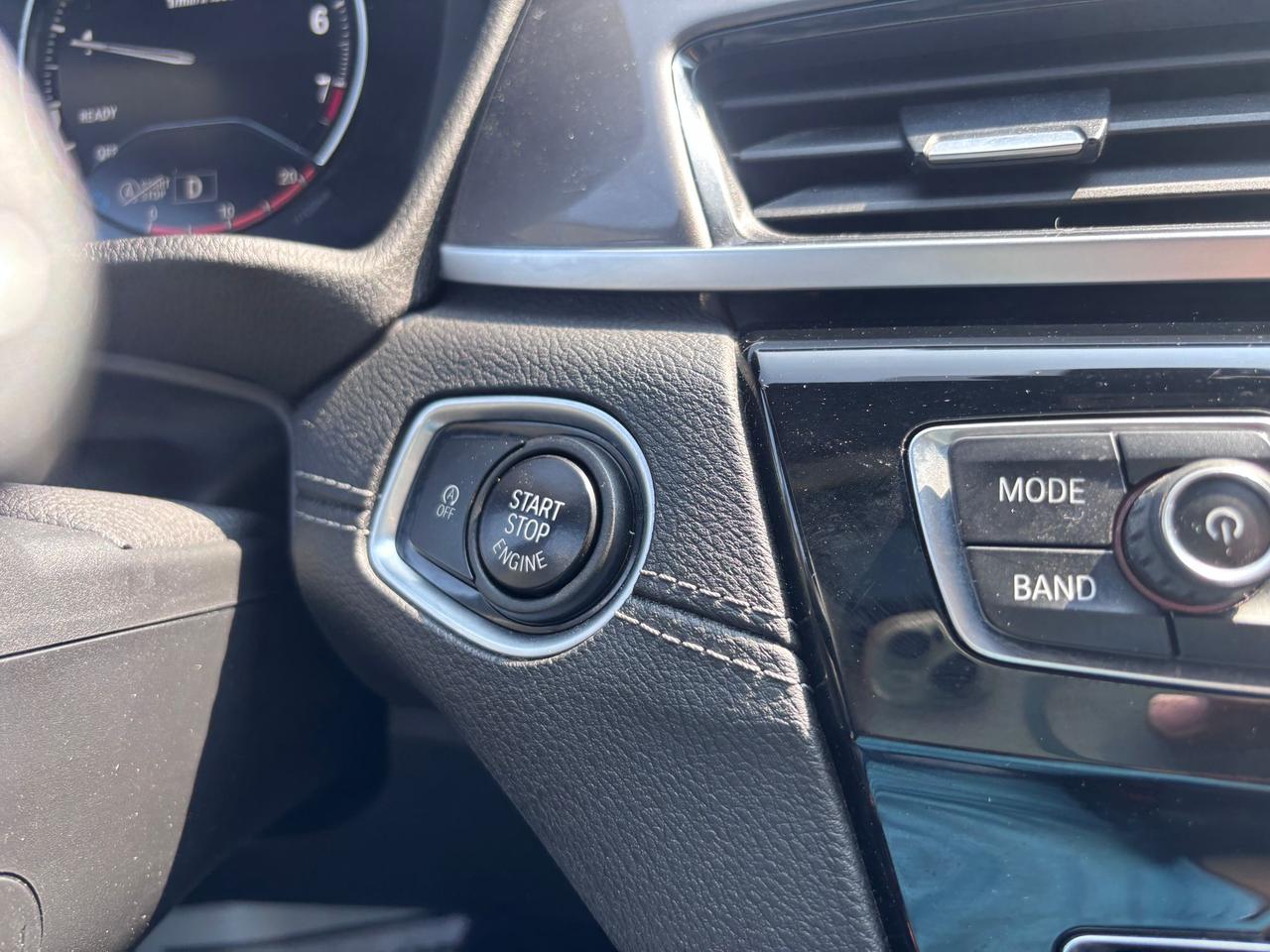 2021 BMW X1 xDrive28i Photo