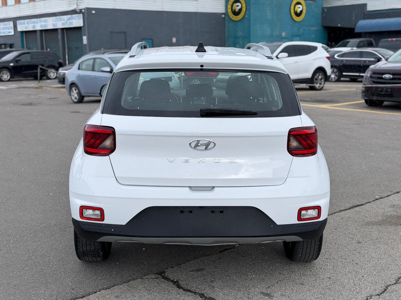 2021 Hyundai Venue SEL Photo