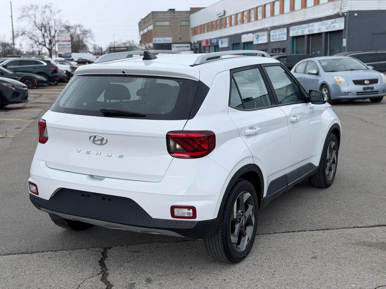 2021 Hyundai Venue SEL Photo