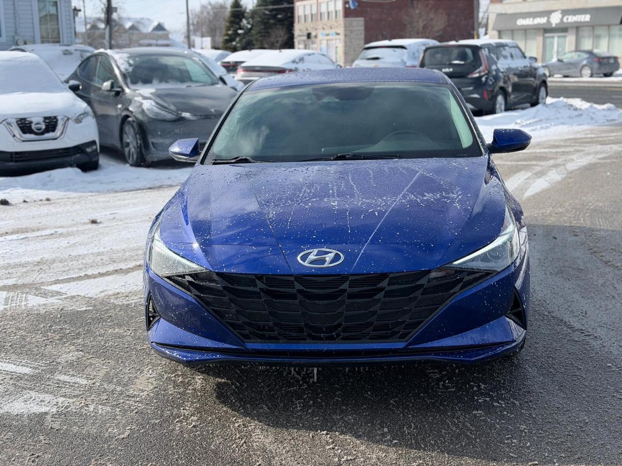 2021 Hyundai Elantra HEV Photo