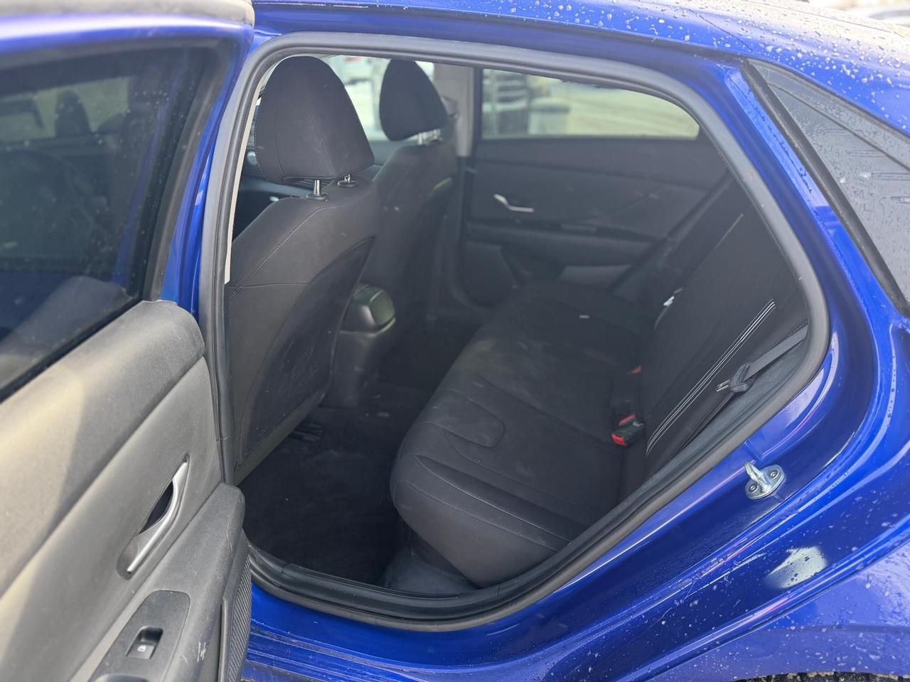 2021 Hyundai Elantra HEV Photo