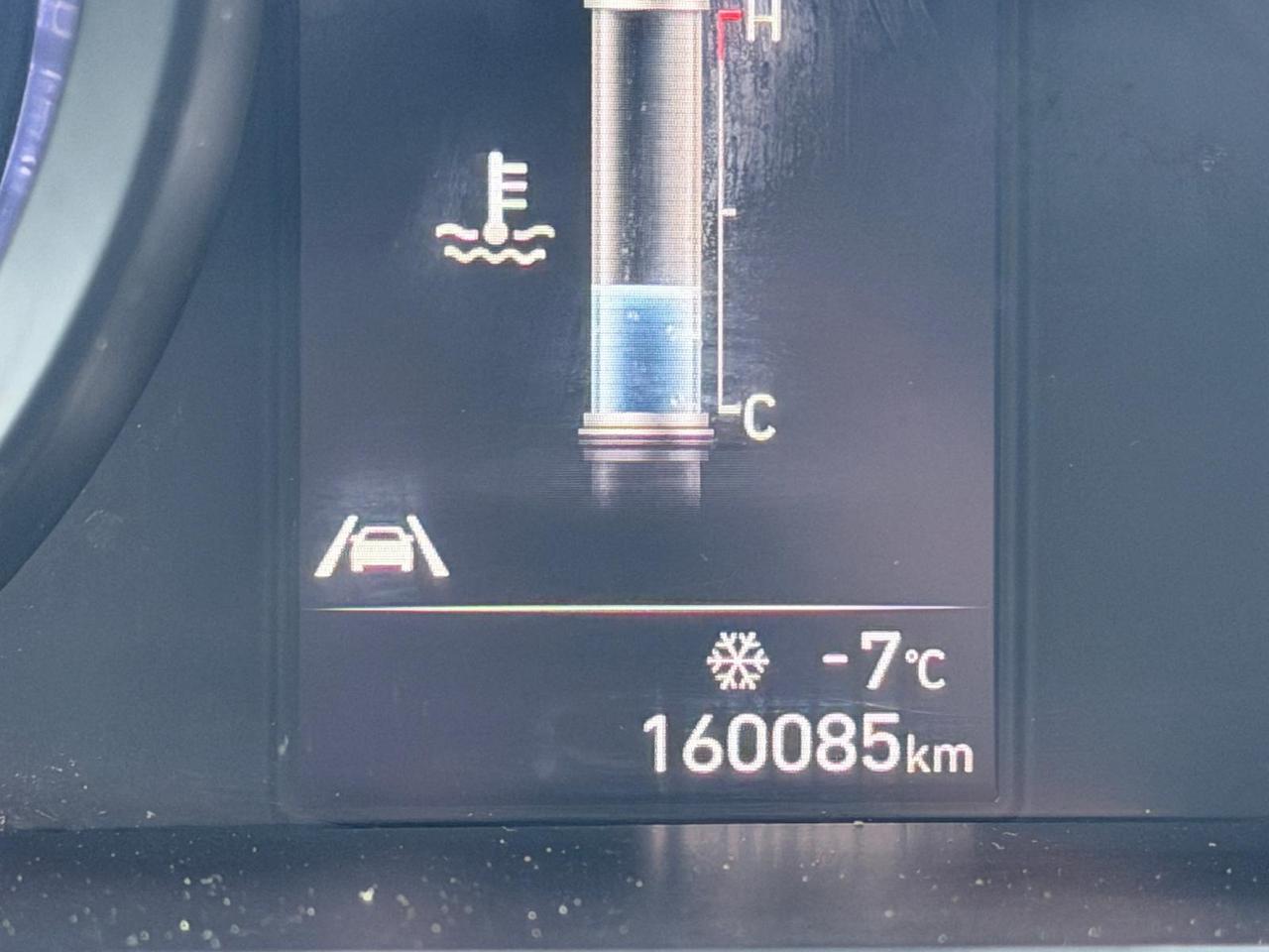 2021 Hyundai Elantra HEV Photo