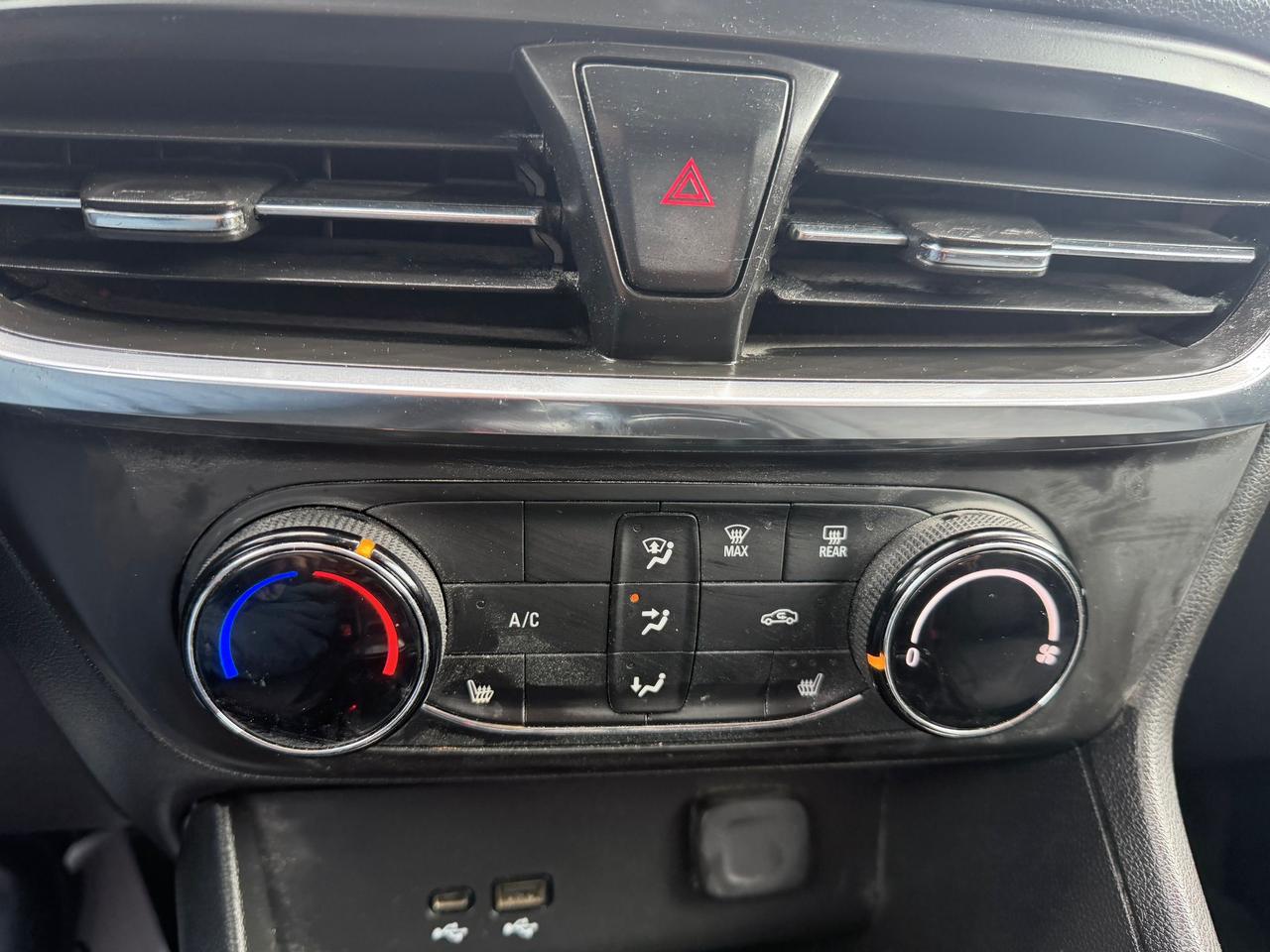 2024 Buick Encore GX Preferred Photo