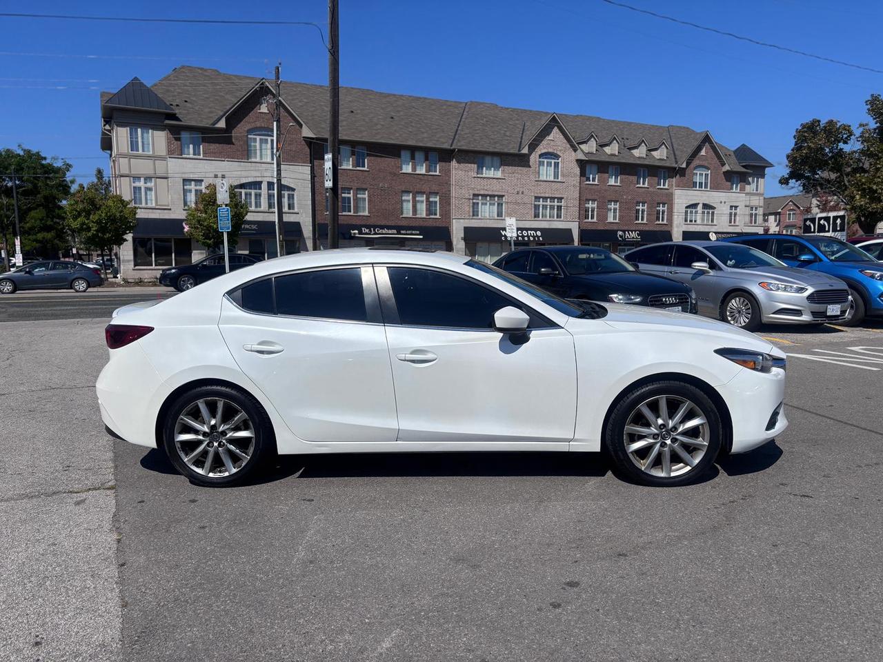 2017 Mazda MAZDA3 s Grand Touring Photo