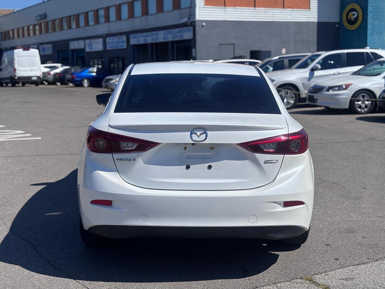 2017 Mazda MAZDA3 s Grand Touring Photo