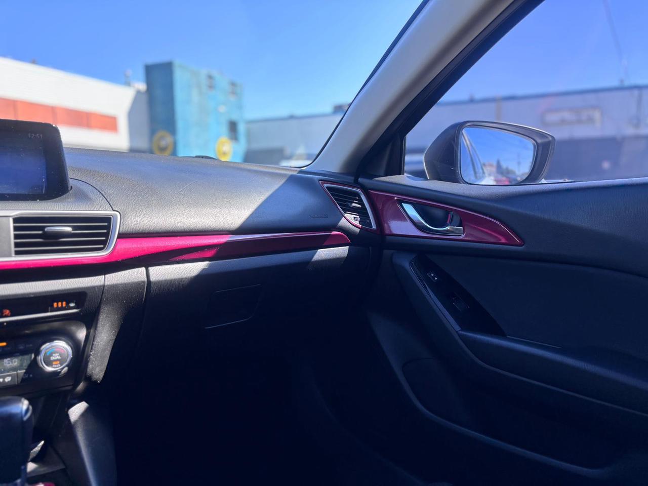 2017 Mazda MAZDA3 s Grand Touring Photo