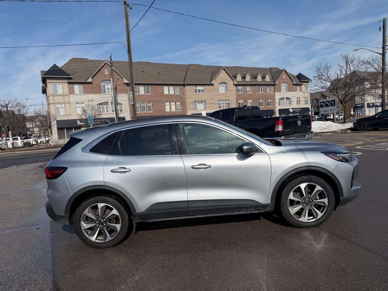 2023 Ford Escape Platinum Photo