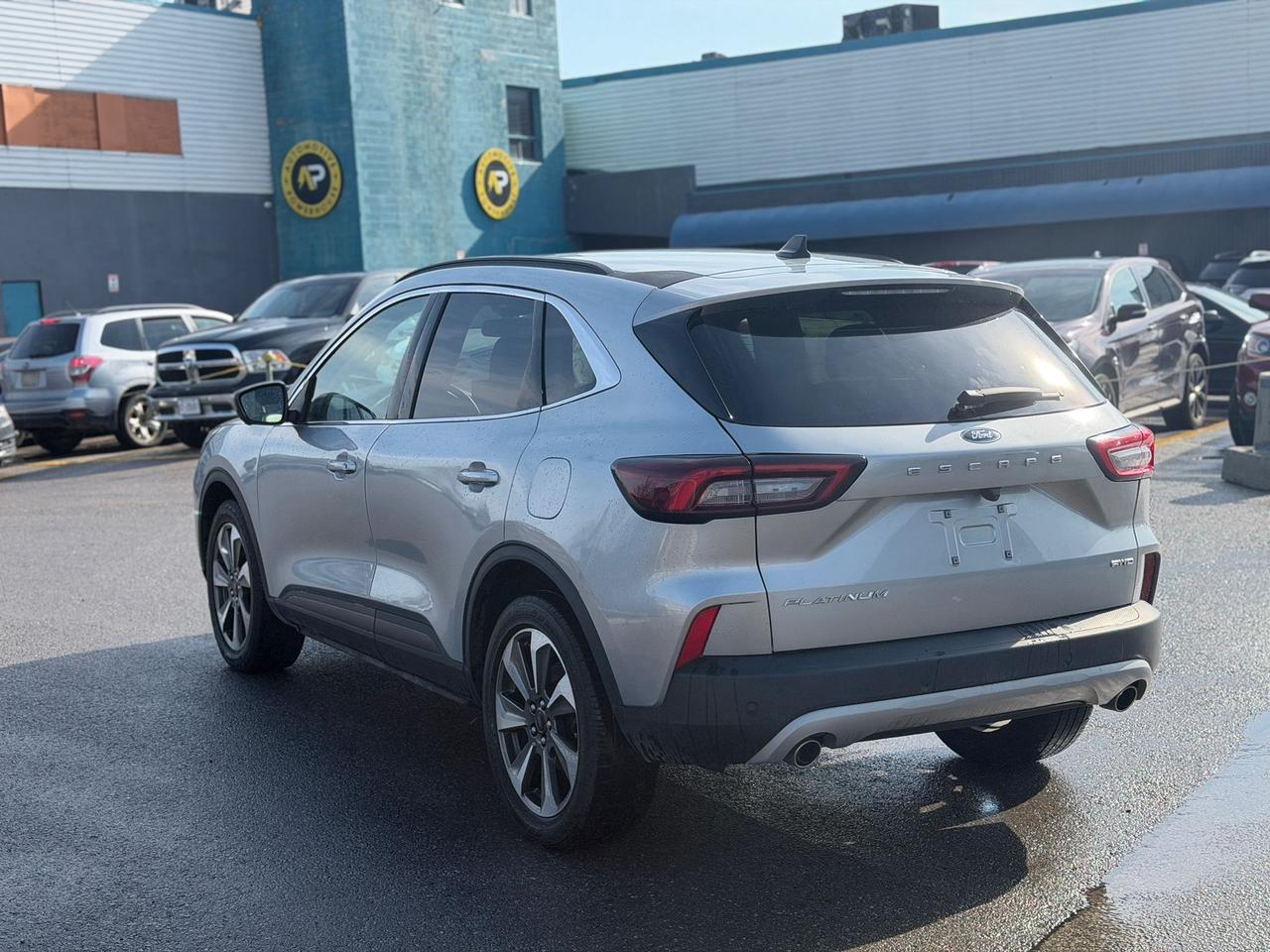 2023 Ford Escape Platinum Photo