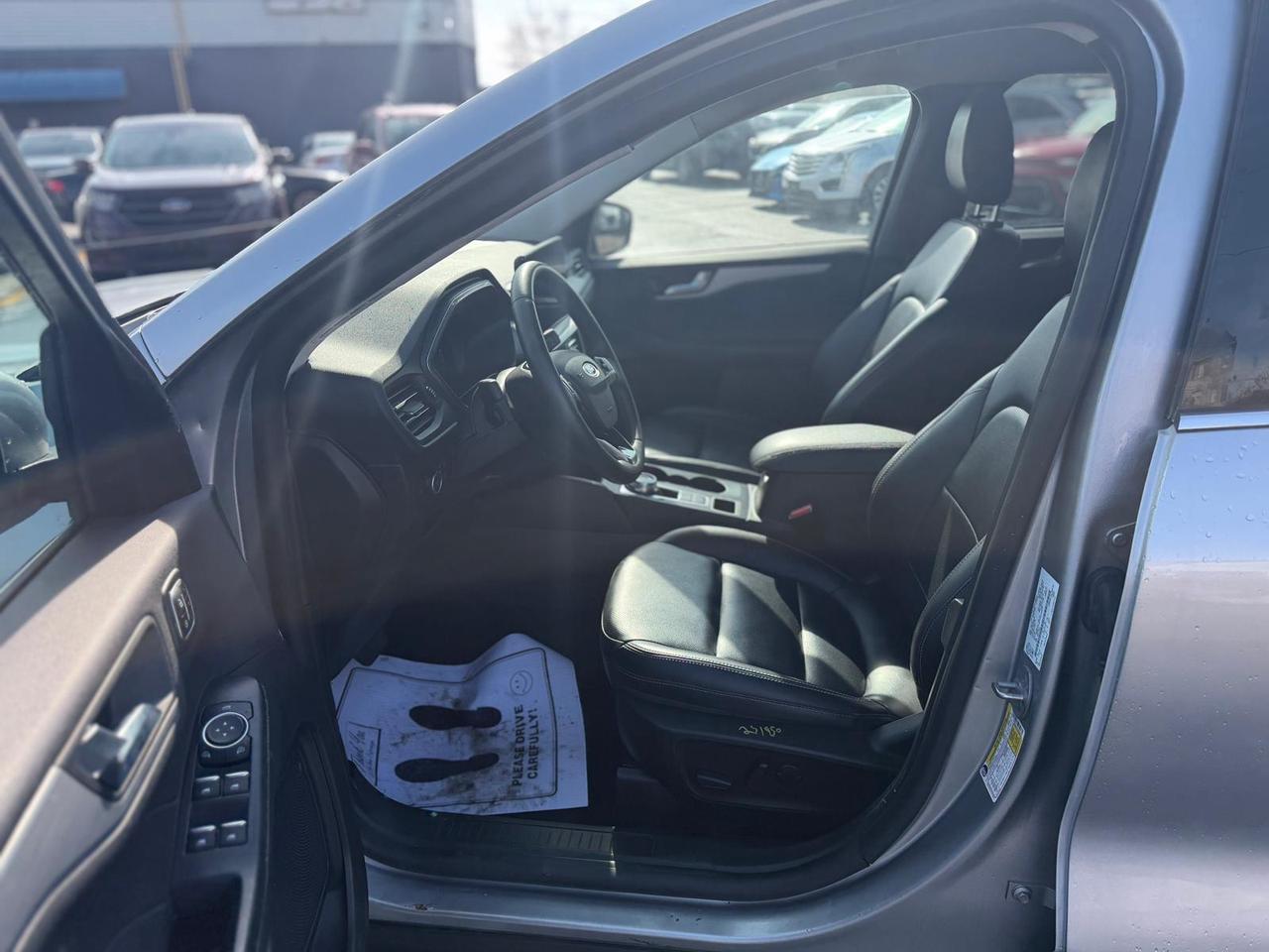 2023 Ford Escape Platinum Photo