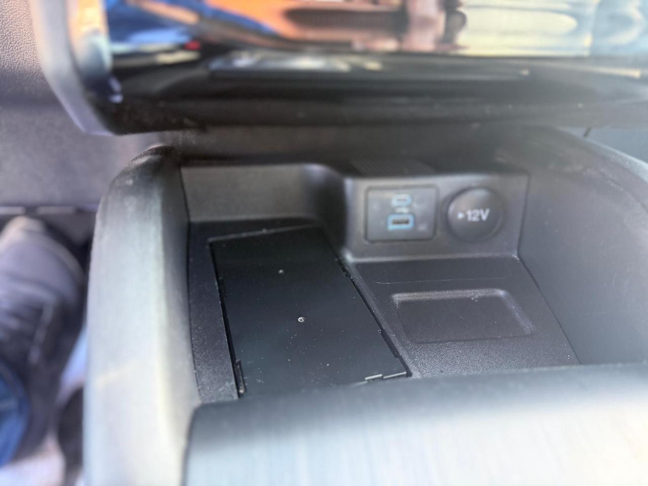 2023 Ford Escape Platinum Photo