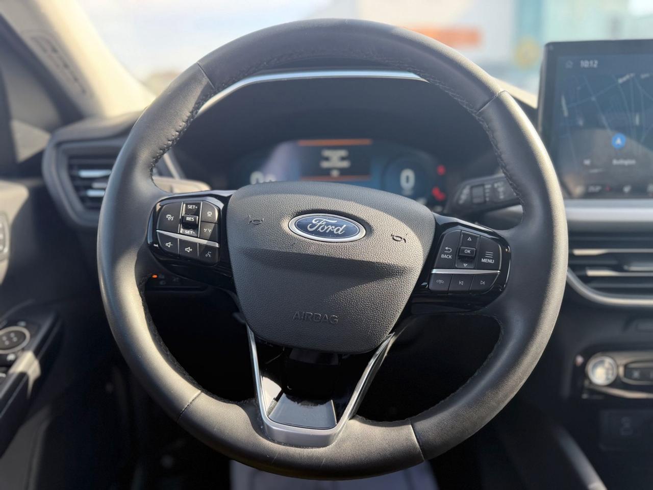 2023 Ford Escape Platinum Photo