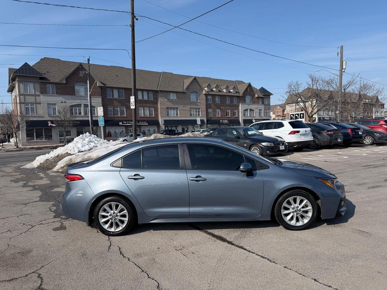 2022 Toyota Corolla SE Photo4