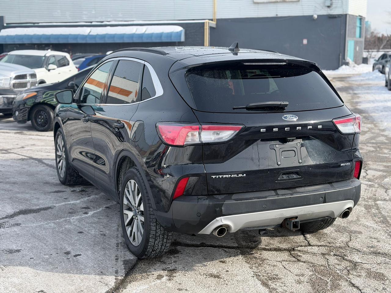 2021 Ford Escape Titanium Photo