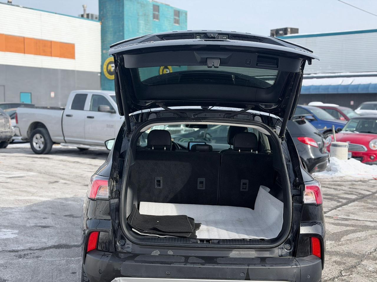 2021 Ford Escape Titanium Photo